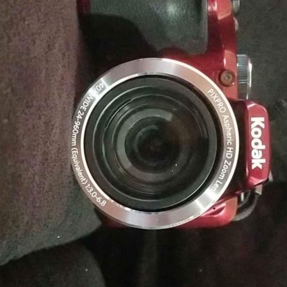 Kodak pixpro AZ401 Digital camrera
